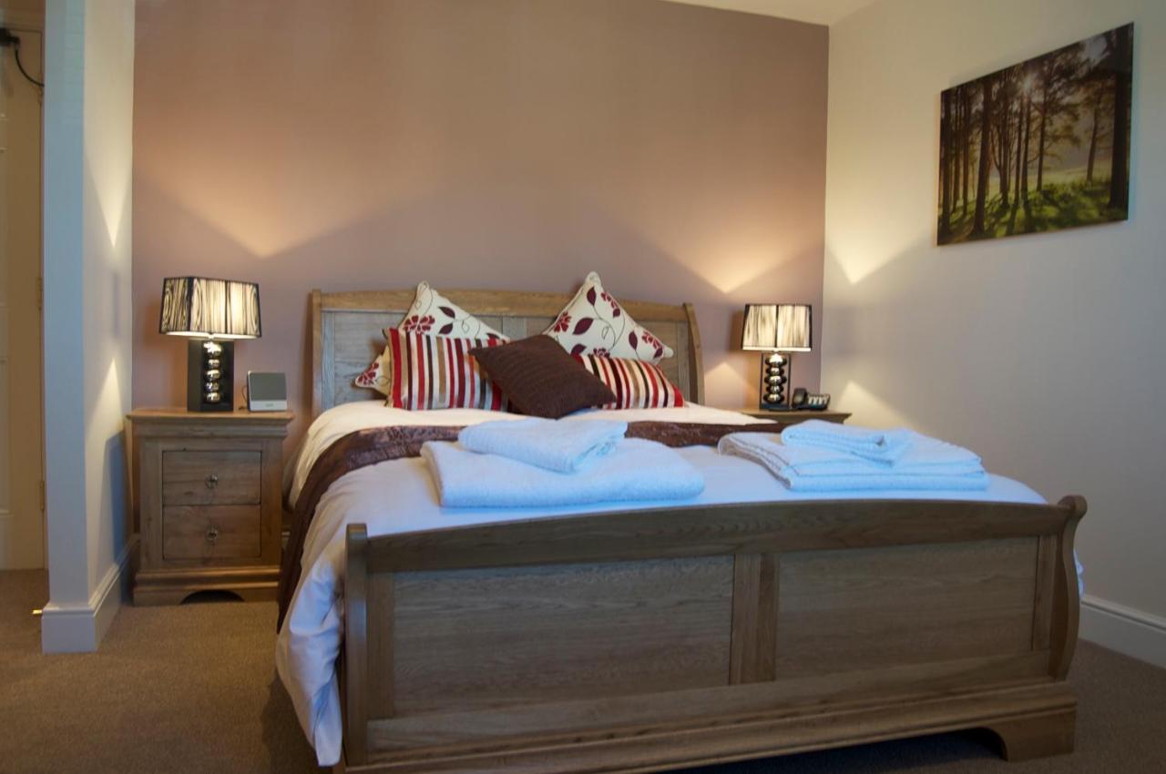 The Walnut Tree Inn Mere Mere  외부 사진